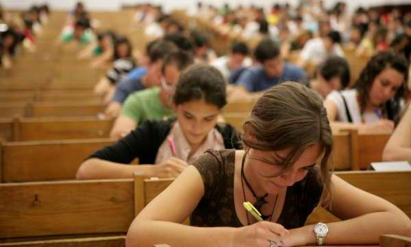 Becas para desempleados con hijos en la Universidad