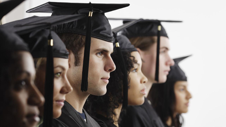 Becas para estudiar un máster en EOI Escuela de Organización Industrial 2014