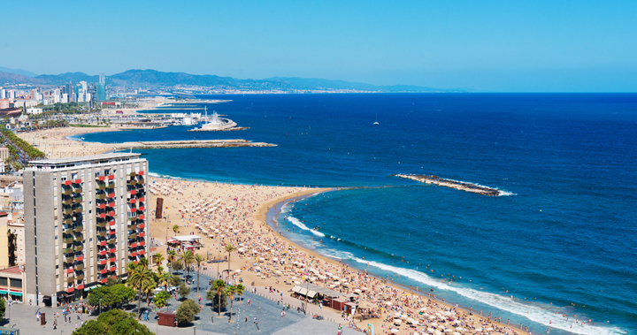 Cursos con clases de surf en Barcelona