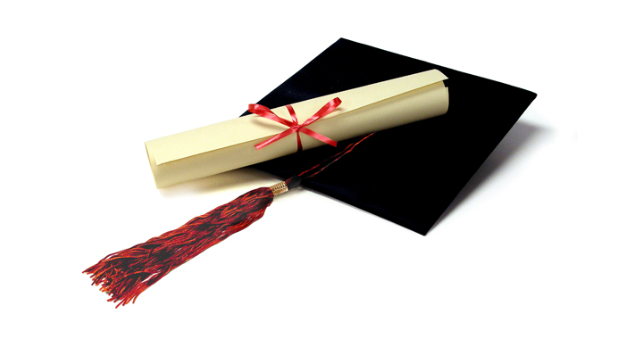 Deloitte pone en marcha un programa de becas para estudios de master